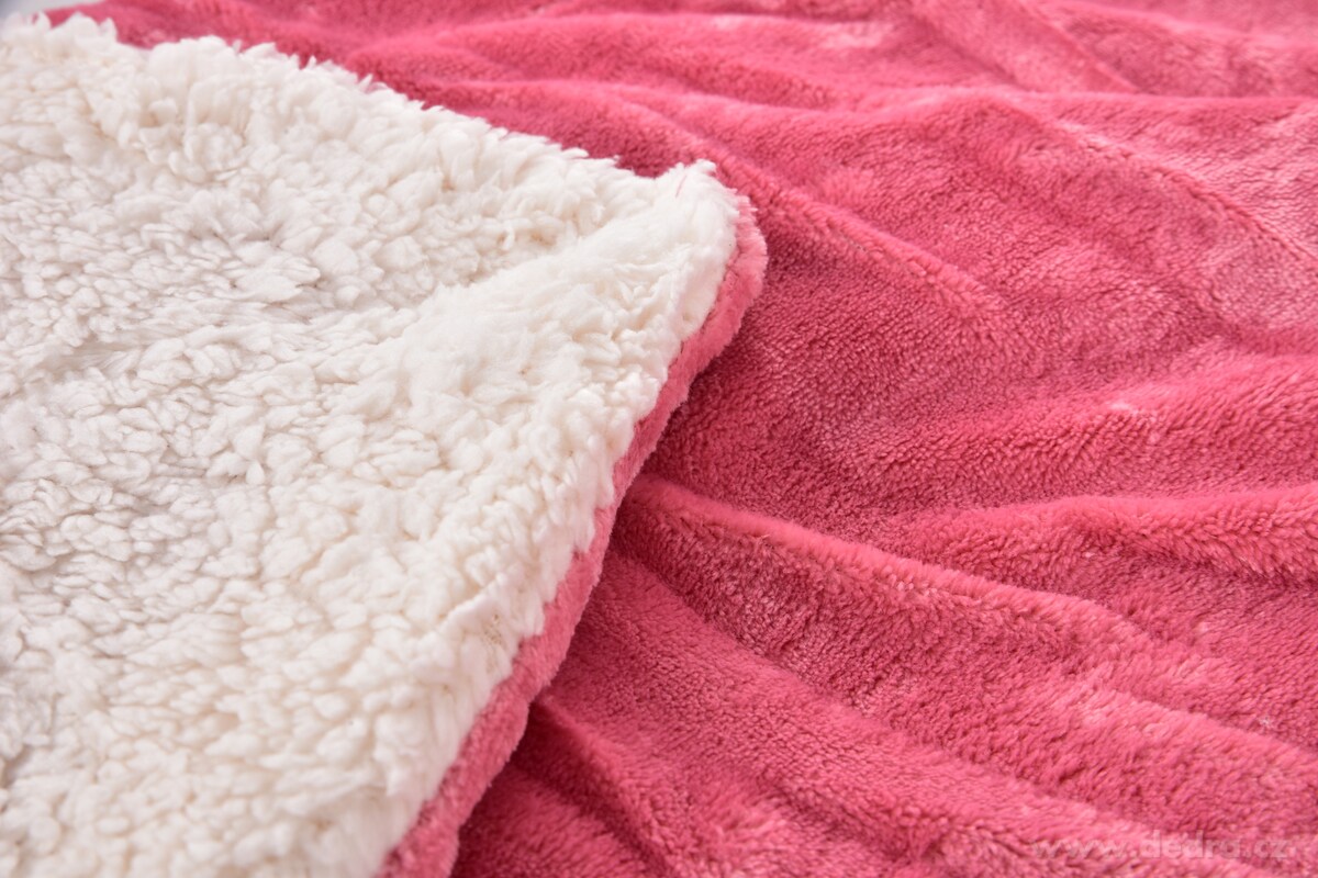 ROYAL Lagoon Velvet Kétrétegű luxus takaró pléd 150x200 cm - Rózsaszín
